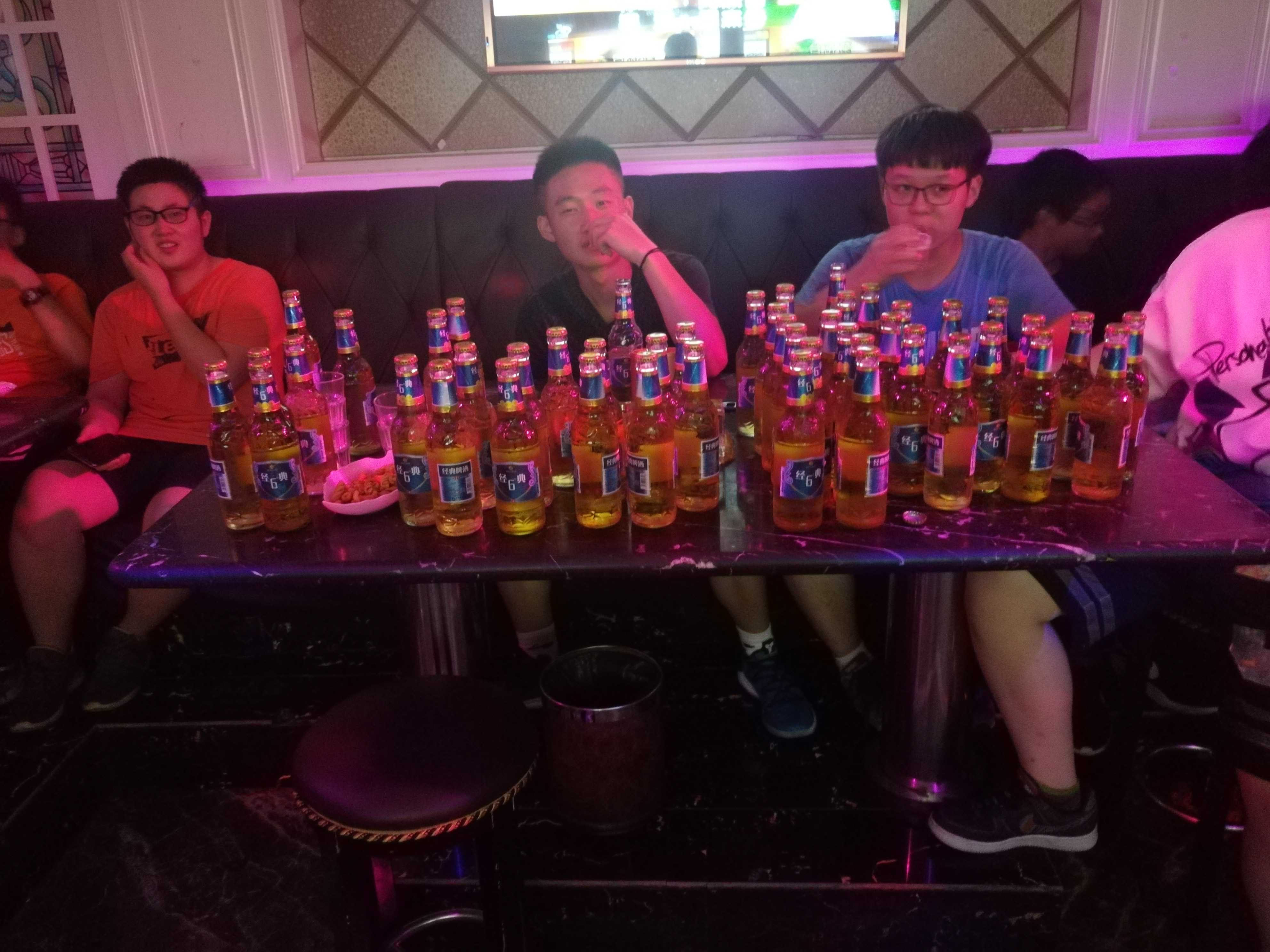 高中聚会